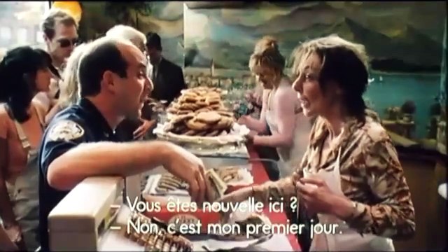 Escrocs mais pas trop Bande-annonce VO