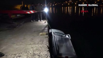 Arnavutköy'de denize uçan hafif ticari araç kamerada