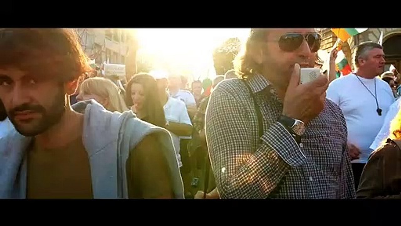 Je vois rouge Bande-annonce VO