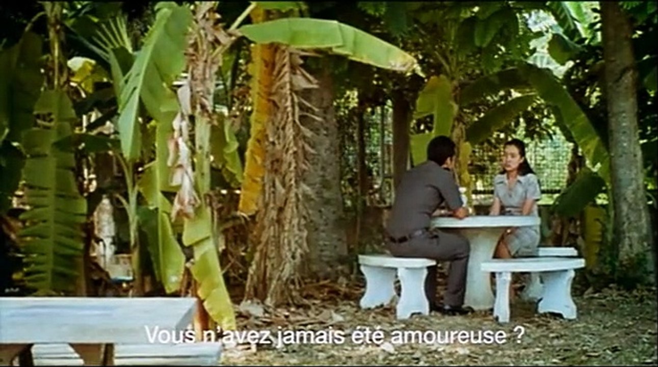 Syndromes and a Century Bande-annonce VF