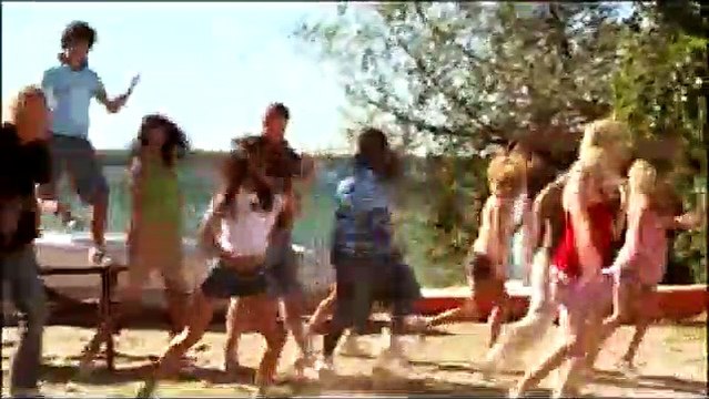 King of the Camp Bande-annonce VO