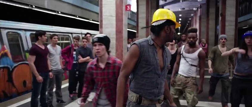 Free Dance - EXTRAIT VF Battle dans le métro