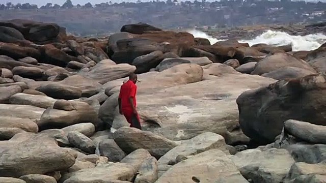 Kongo - EXTRAIT VO Bouteille à la mer