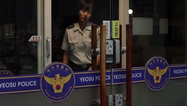 A girl at my door - EXTRAIT VOST Je deviens fou