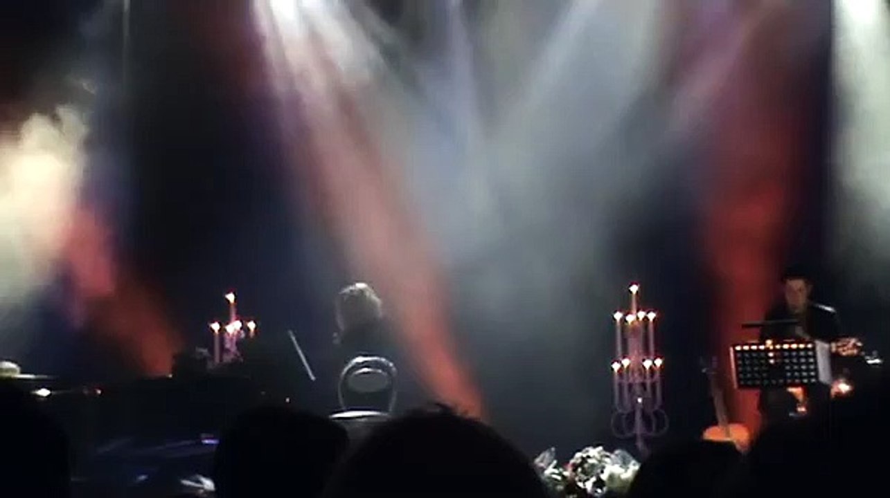 Lara Fabian - LLORA Chelyabinsk (OCT 2012)