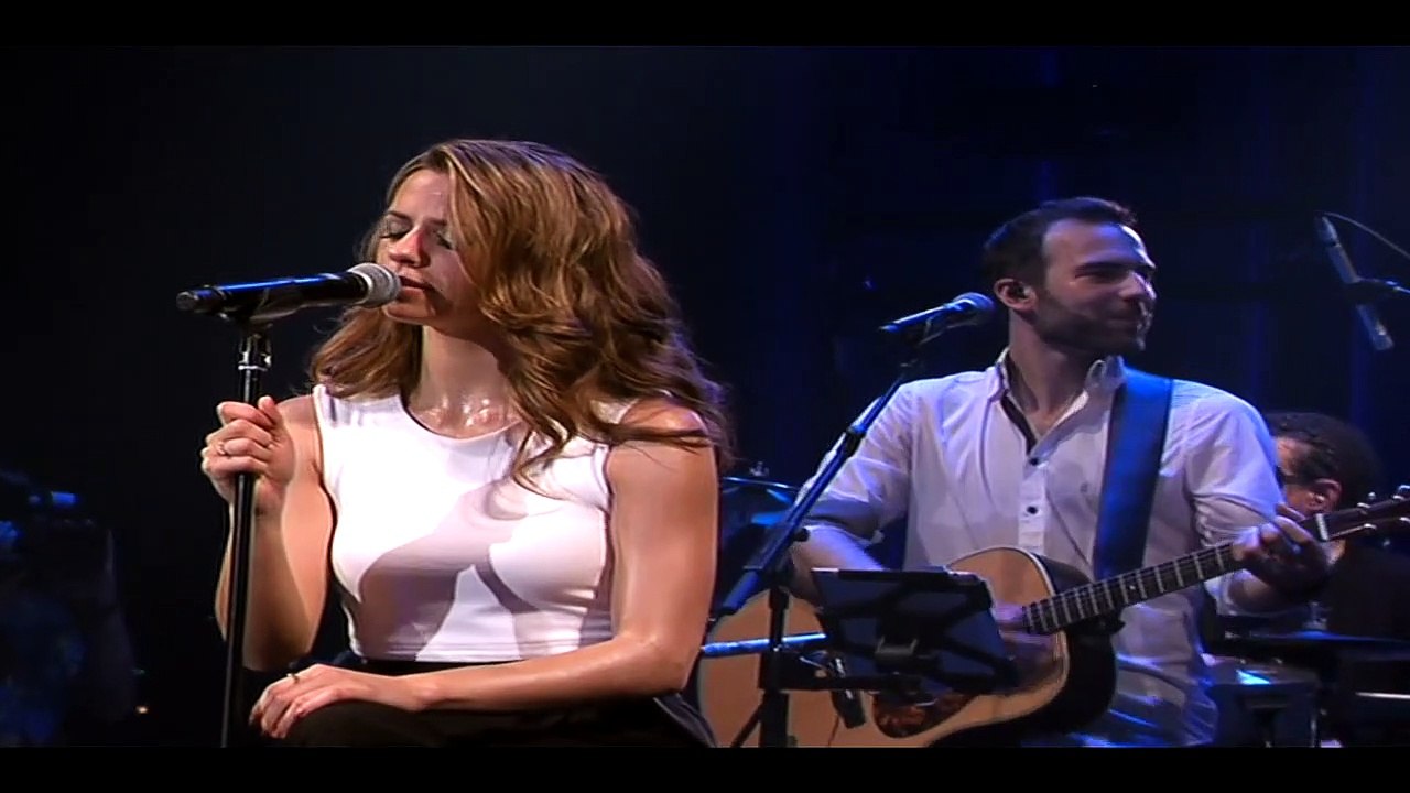 WOLKENFREI — Felsenfest