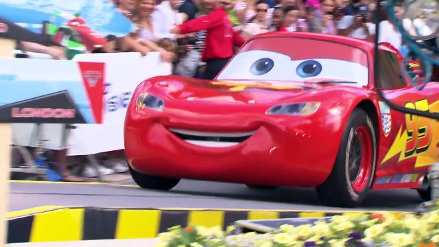 Cars 2 Reportage VF
