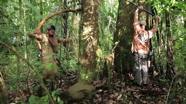 La Vie Pure - MAKING OF Le maquillage