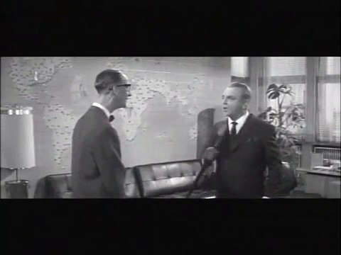 Un, deux, trois Bande-annonce VO