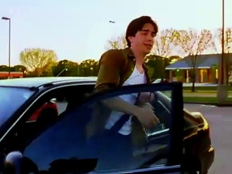 Service non compris Bande-annonce VO