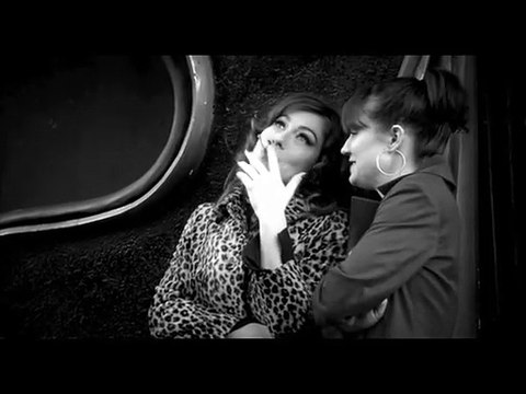 T’essuies tes pieds steuplé ! Bande-annonce VF