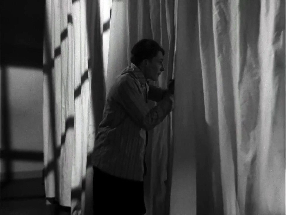 Les Disparus de Saint-Agil - EXTRAIT "Réunion nocturne"