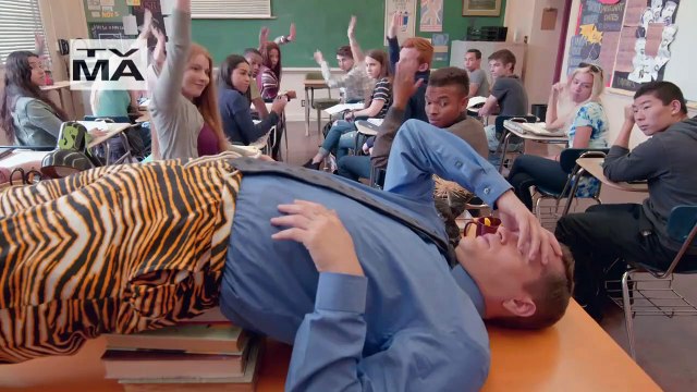 Les Pires Profs - saison 2 Bande-annonce (2) VO