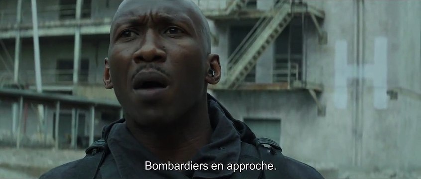Hunger Games - La Révolte : Partie 1 – EXTRAIT VOST L'attaque aérienne