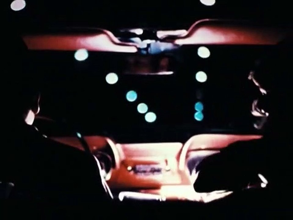 Le Monde sur le fil Teaser VO