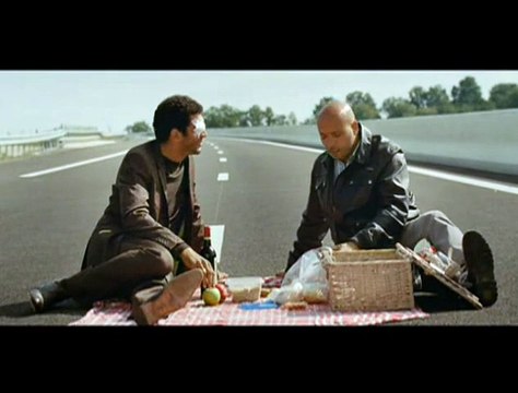 Seuls Two Extrait vidéo (2) VF