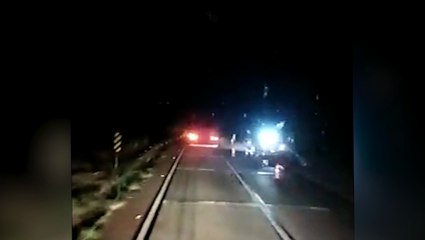 Vídeo: Médico morre atropelado por carreta sem freio enquanto atendia vítima de outro acidente