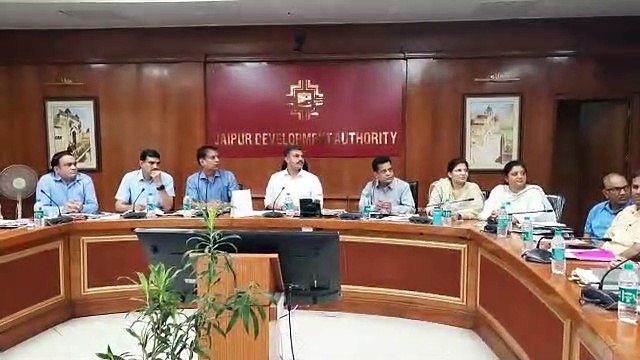 बैठक में बोले जेडीसी: प्रशासन शहरों के संग अभियान का लक्ष्य करो पूरा, जनता को दो राहत
