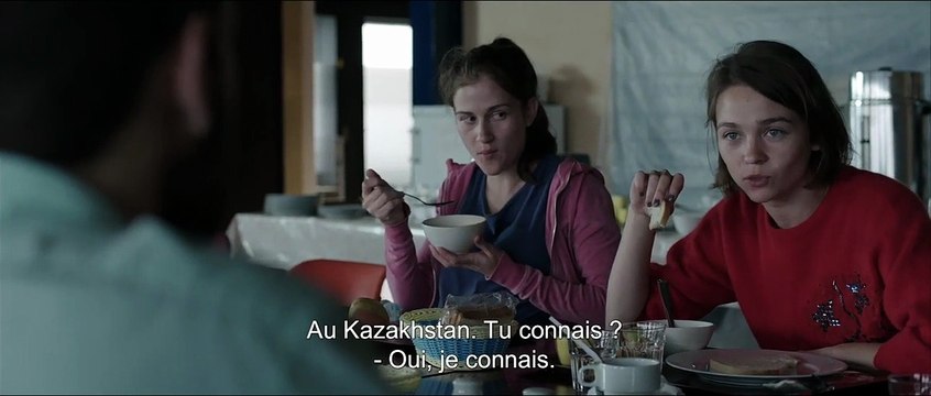 Problemski Hotel Bande-annonce VO