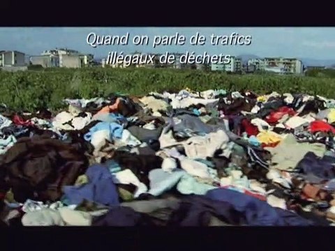 Biùtiful cauntri Bande-annonce VO