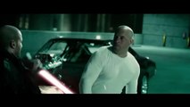 Et si Vin Diesel et Jason Statham se battaient à coups de sabres laser ?