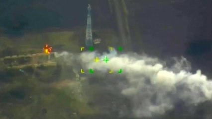 수도 키이우 사흘째 공격...러 "탄약공장 미사일로 파괴" / YTN