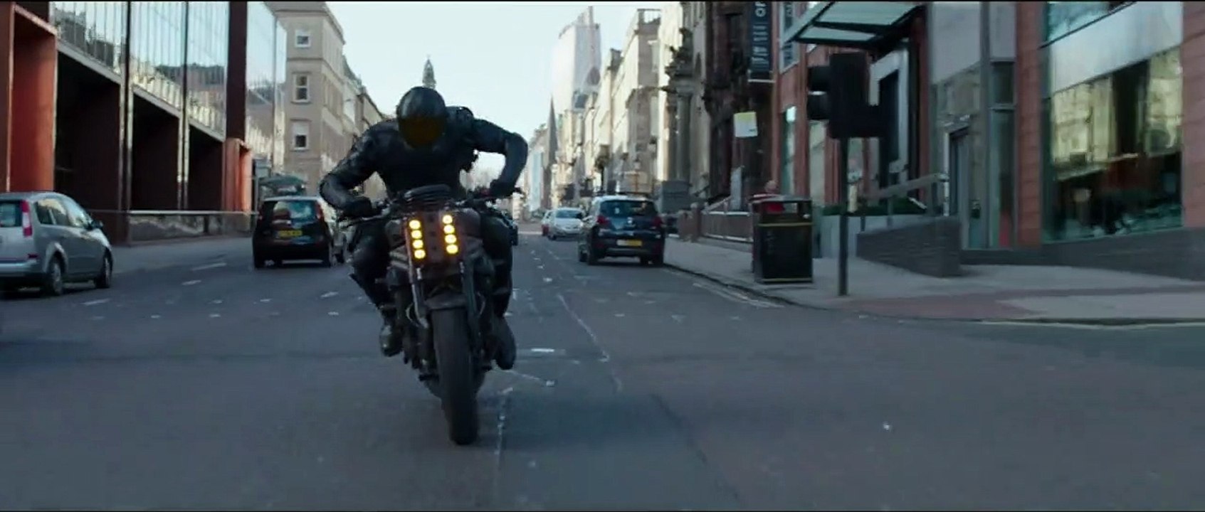 Fast & Furious : Hobbs & Shaw EXTRAIT VF "Course poursuite"