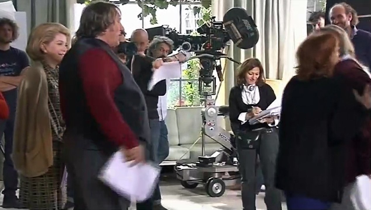 Potiche Making Of VF