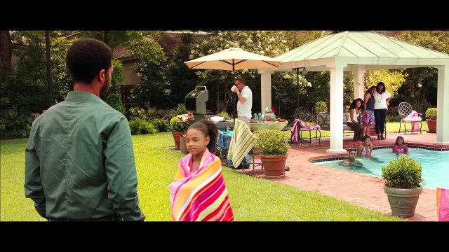 Black or White Bande-annonce VO