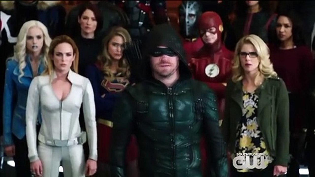 Crisis on Earth-X : la bande-annonce du super cross-over d'Arrow, Flash, Supergirl et Legends of Tomorrow