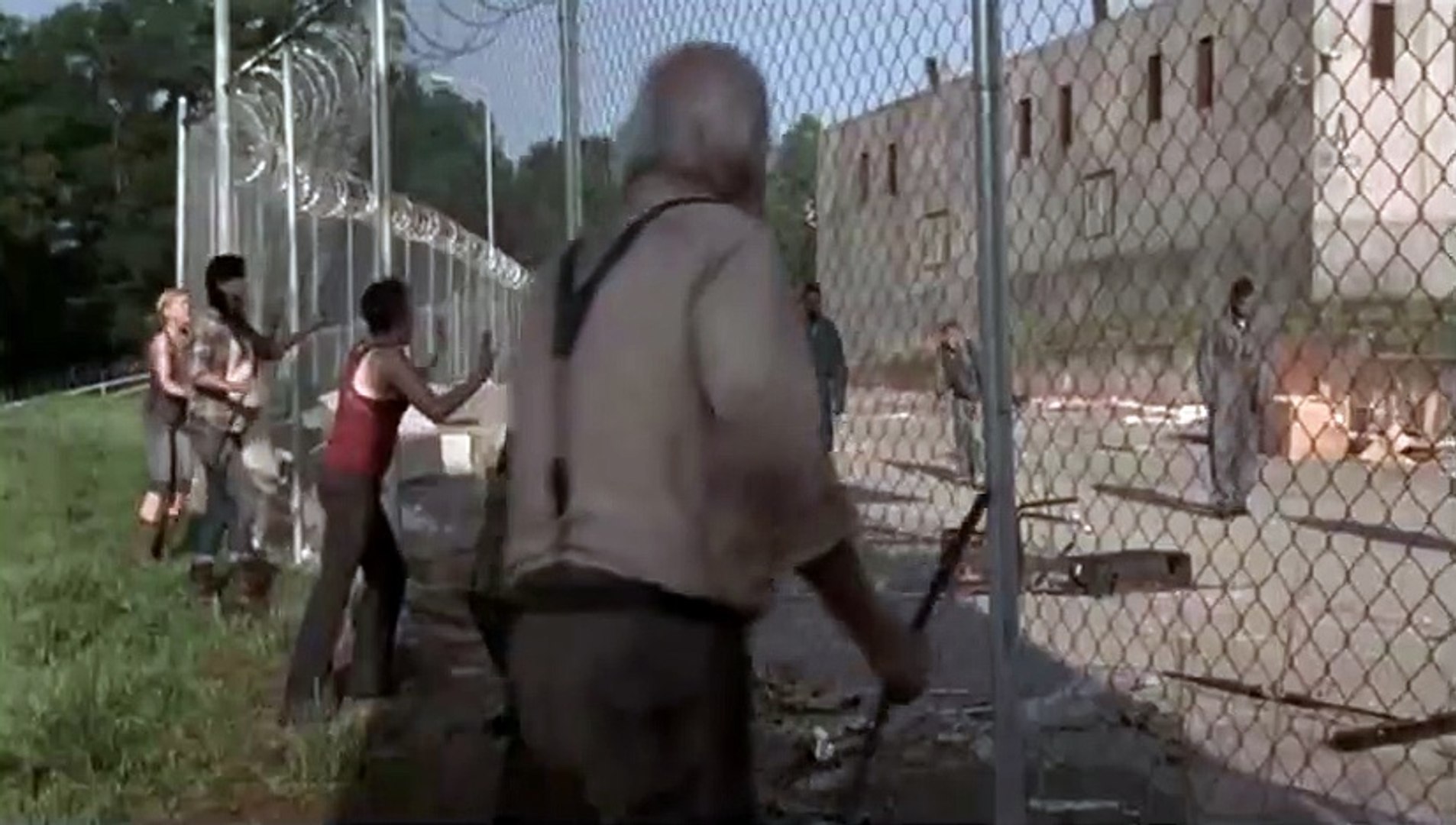 The Walking Dead - Saison 3 : extrait de l&#039;épisode 1 - Vidéo  Dailymotion