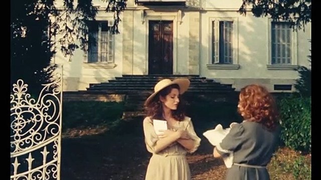 Souvenirs d'en France Bande-annonce VF