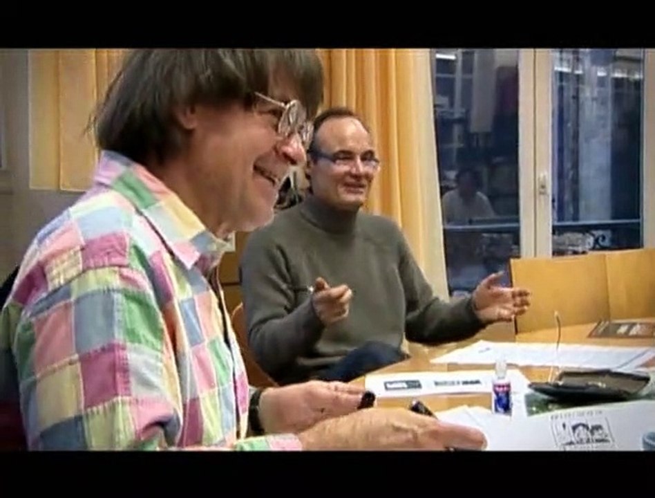 C'est dur d'être aimé par des cons Extrait vidéo (2) VF