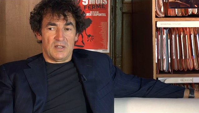 9 mois ferme , c'est un drame rigolo !