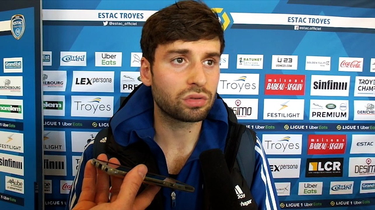 Le Racing continue d'avancer selon Sanjin Prcic
