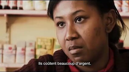 District 9 Bande-annonce VO