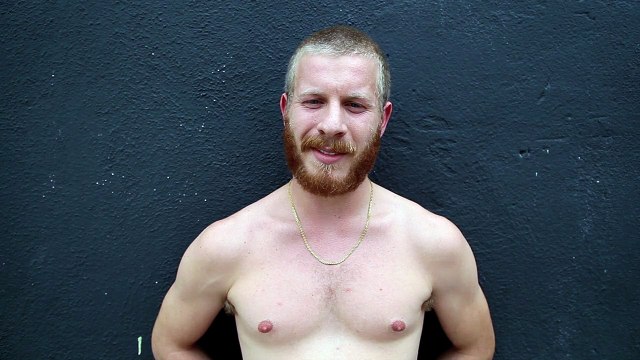 Interior. Leather Bar. Extrait vidéo (5) VO