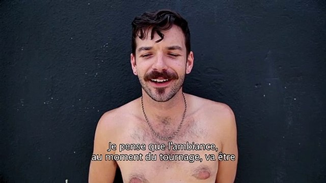 Interior. Leather Bar. Extrait vidéo (7) VO