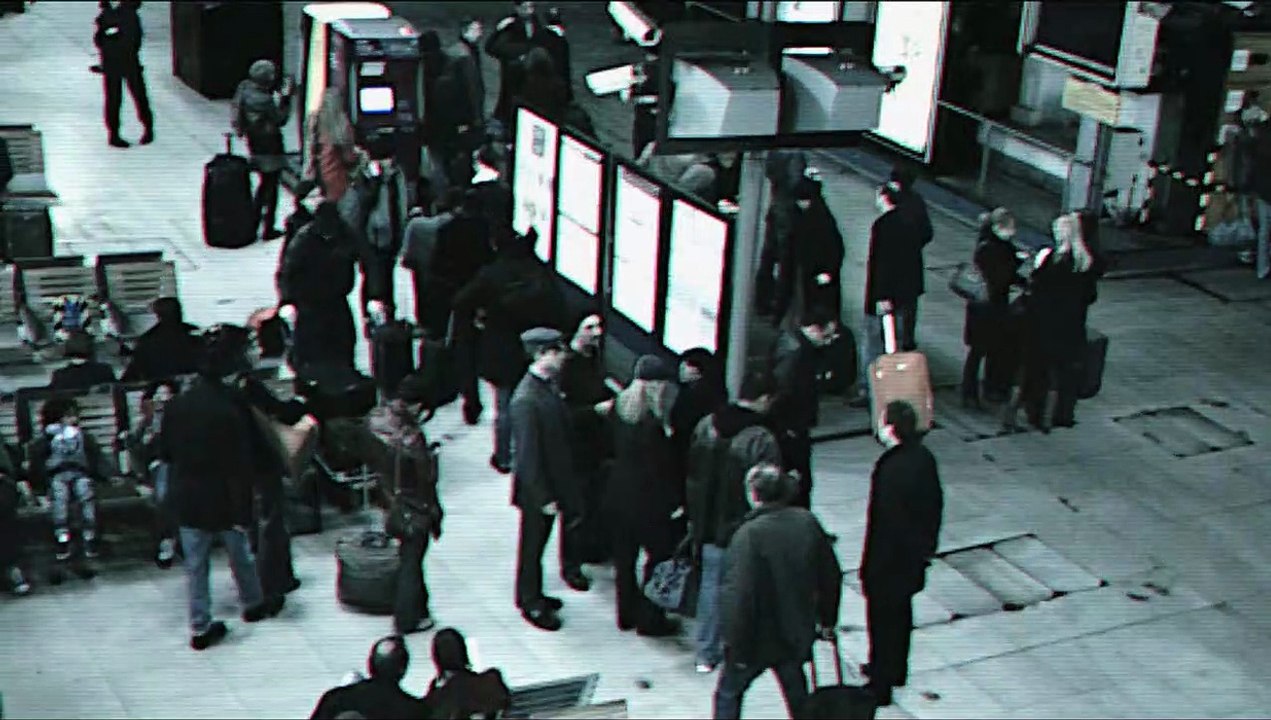 Aux yeux de tous Bande-annonce VF