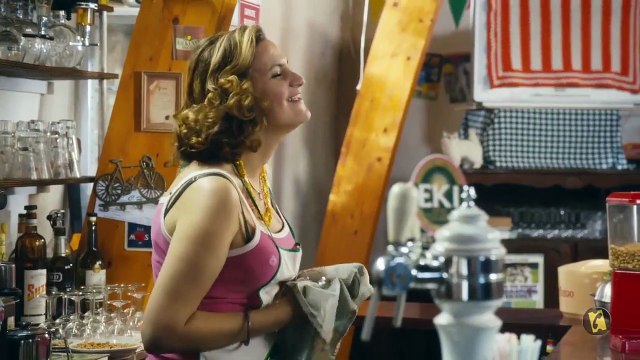 Des Yeux dans les Bleus à Un village presque parfait