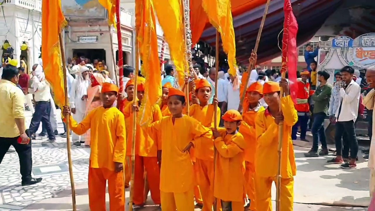 गूंजे त्रिशलानंदन के जयकारे, रथ यात्रा में उमड़ा श्रद्धा का सैलाब