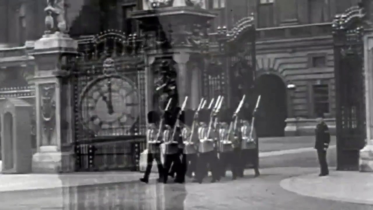 Les Chemins de la liberté Bande-annonce VO