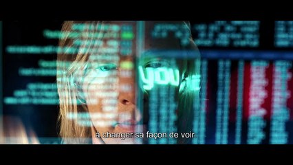 "Le Cinquième pouvoir" : Laura Linney parle de son rôle