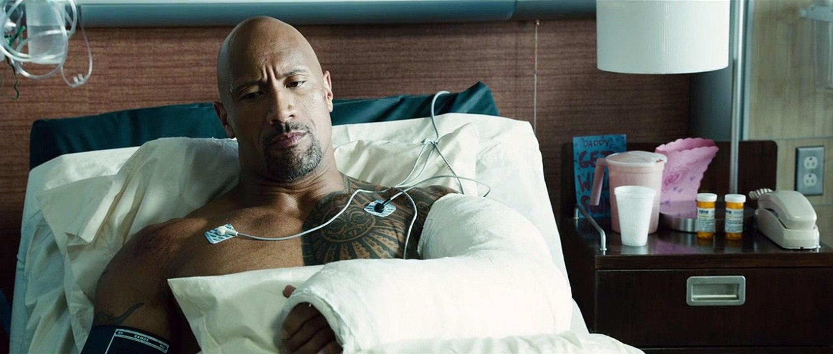 Furious 7 - EXTRAIT VF "Hobbs et Dom échangent sur Shaw"