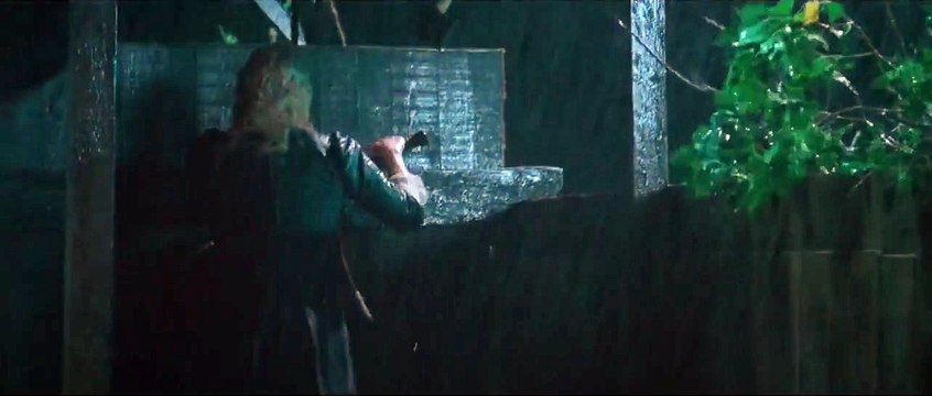 Les Jardins du Roi - EXTRAIT VOST Le barrage