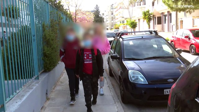 Греция раскрывает объятия