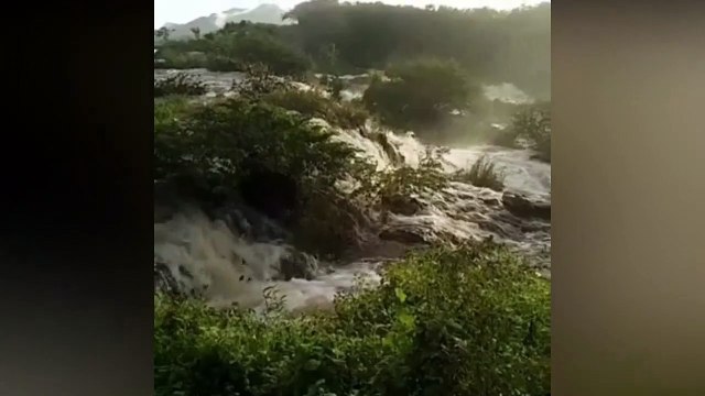 Sertanejo celebra fortes chuvas e sangria acima da média em açude de Itaporanga: ‘é água demais’