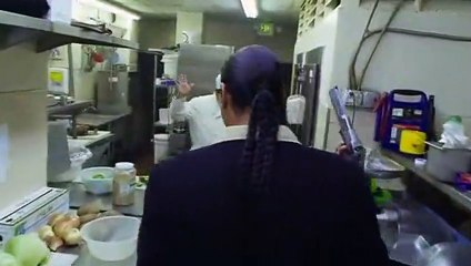 Hyper tension - "Il faut toujours donner la main !"