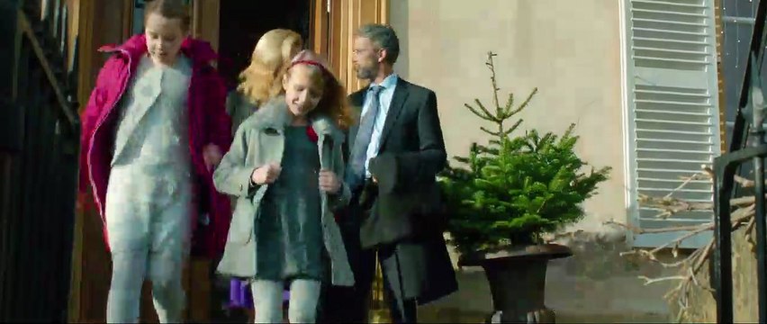 Divin enfant - EXTRAIT L'arrivée de Thomas