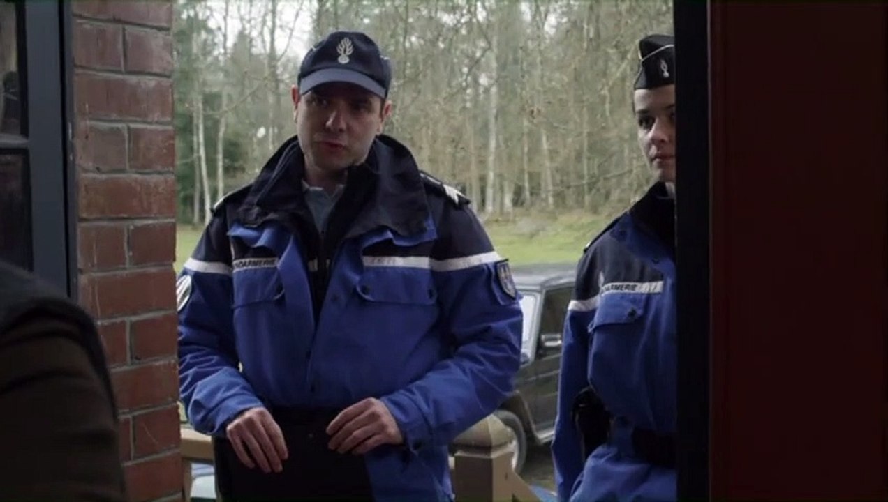 Dame d'atout - EXTRAIT VF "Deux fillettes disparus"